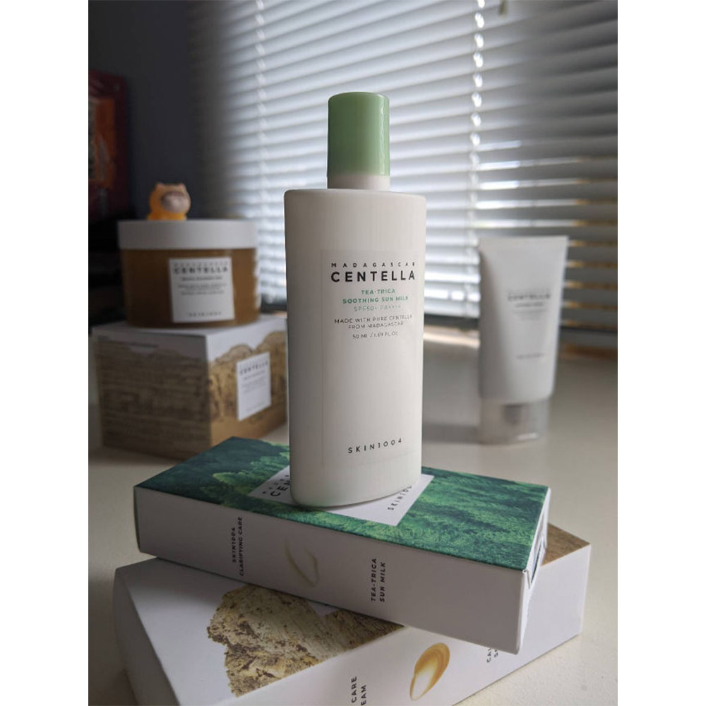 د آفتاب تسکین دهنده سنتلا اسکین Skin 1004 تی تریکا Tea Trica